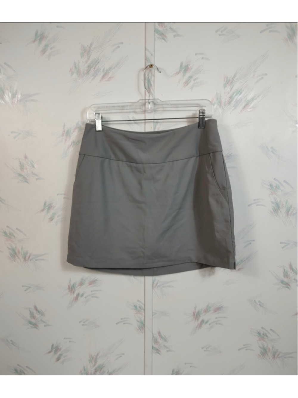 Women's Adidas Athletic Skort Grey Size Medium Athletic Golf Tennis
